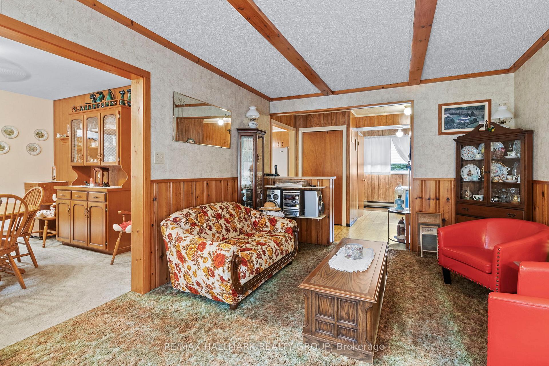 Photo 17 of 5542 Algonquin Road, Augusta, Augusta Twp — HOMEH