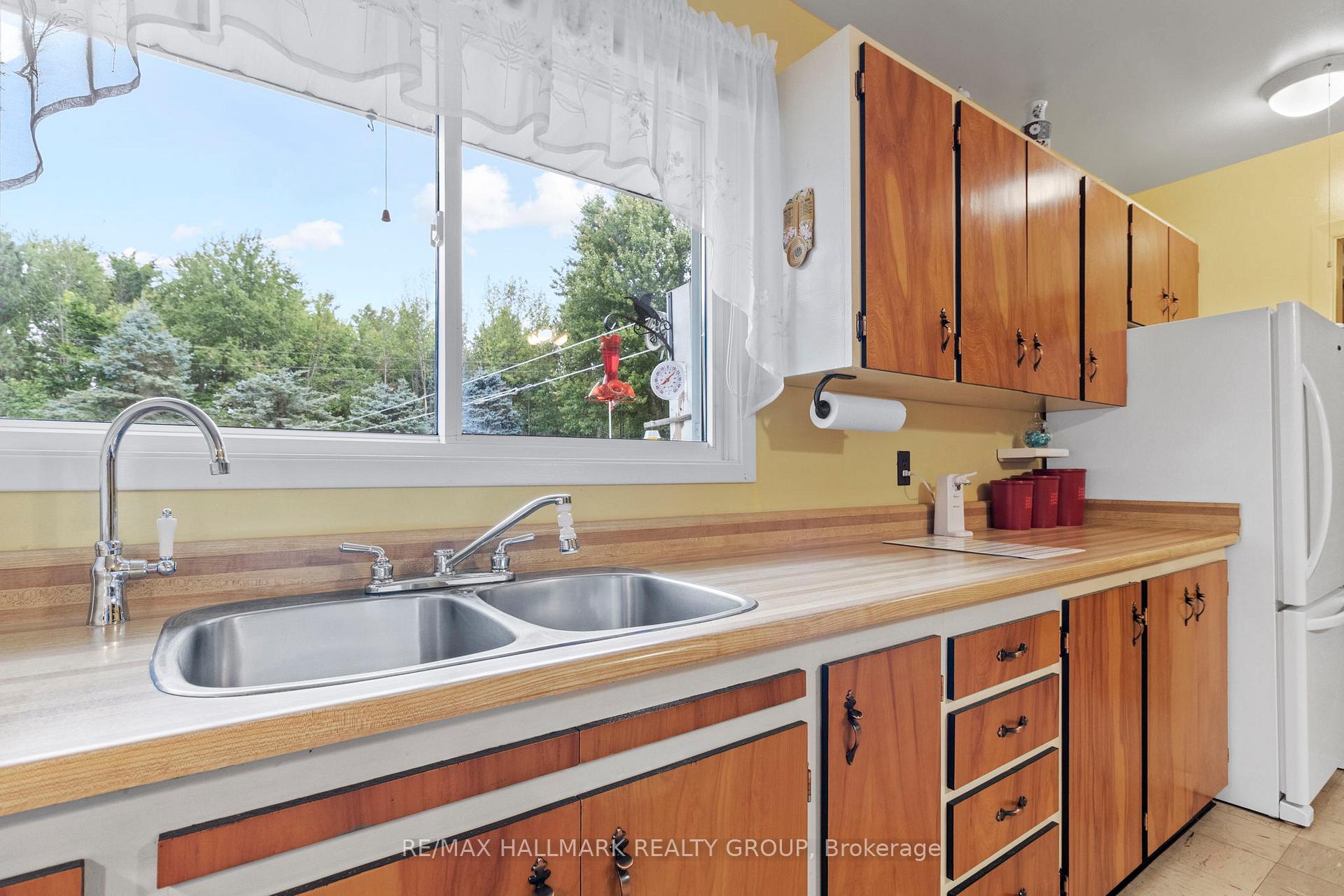 Photo 23 of 5542 Algonquin Road, Augusta, Augusta Twp — HOMEH