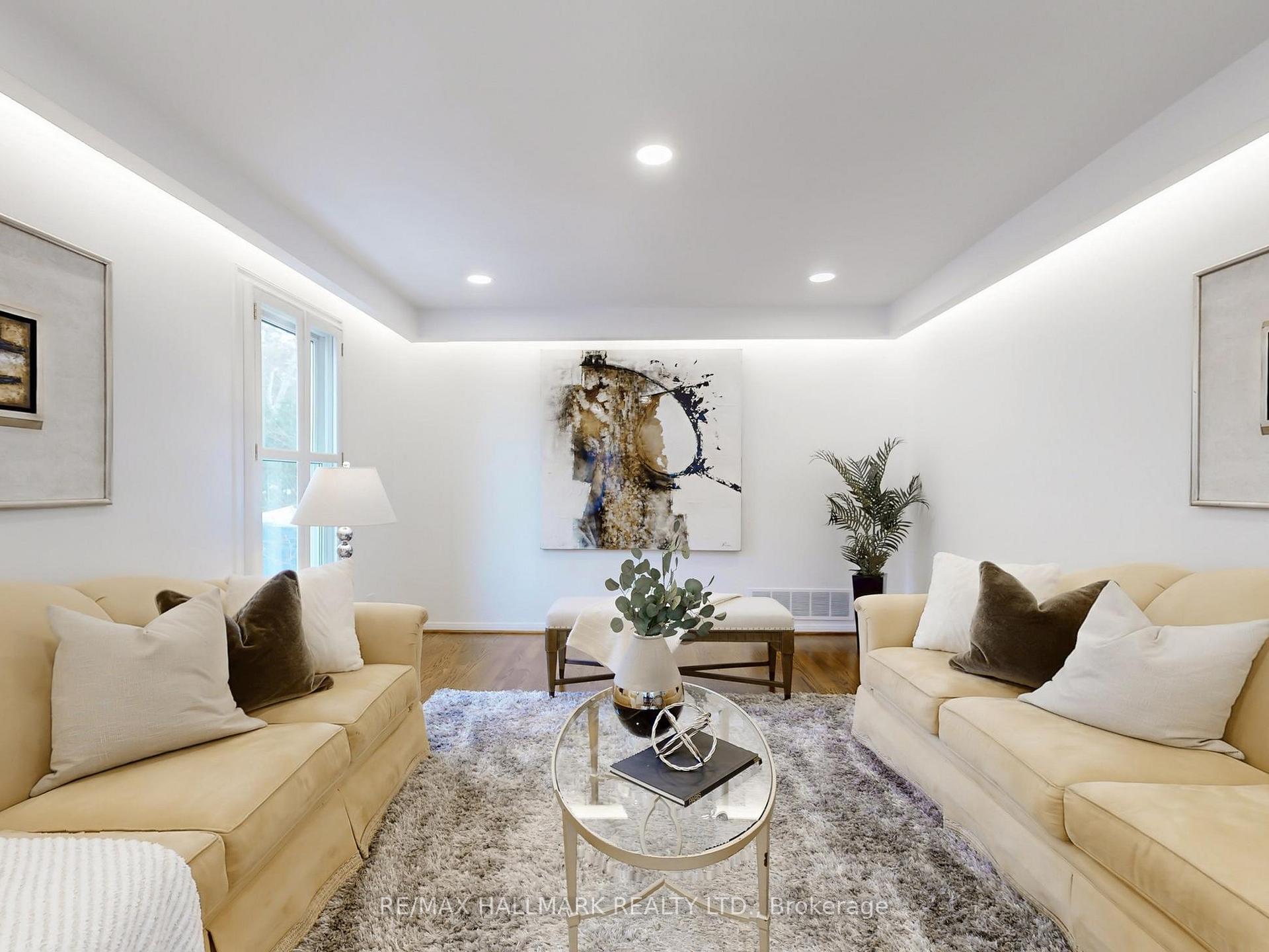Photo 6 of 29 Briarwood Road, Markham, Unionville — HOMEH