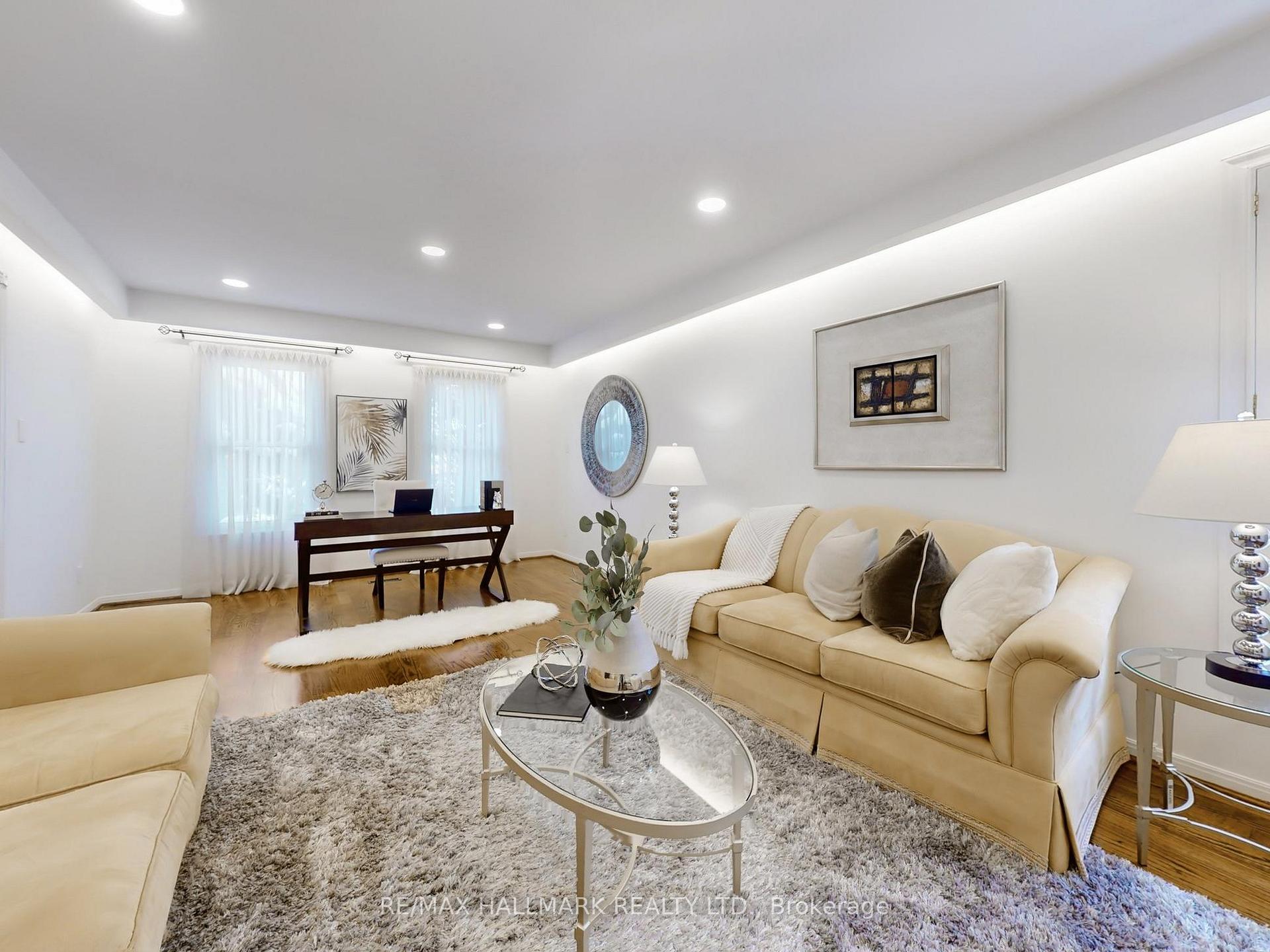 Photo 8 of 29 Briarwood Road, Markham, Unionville — HOMEH