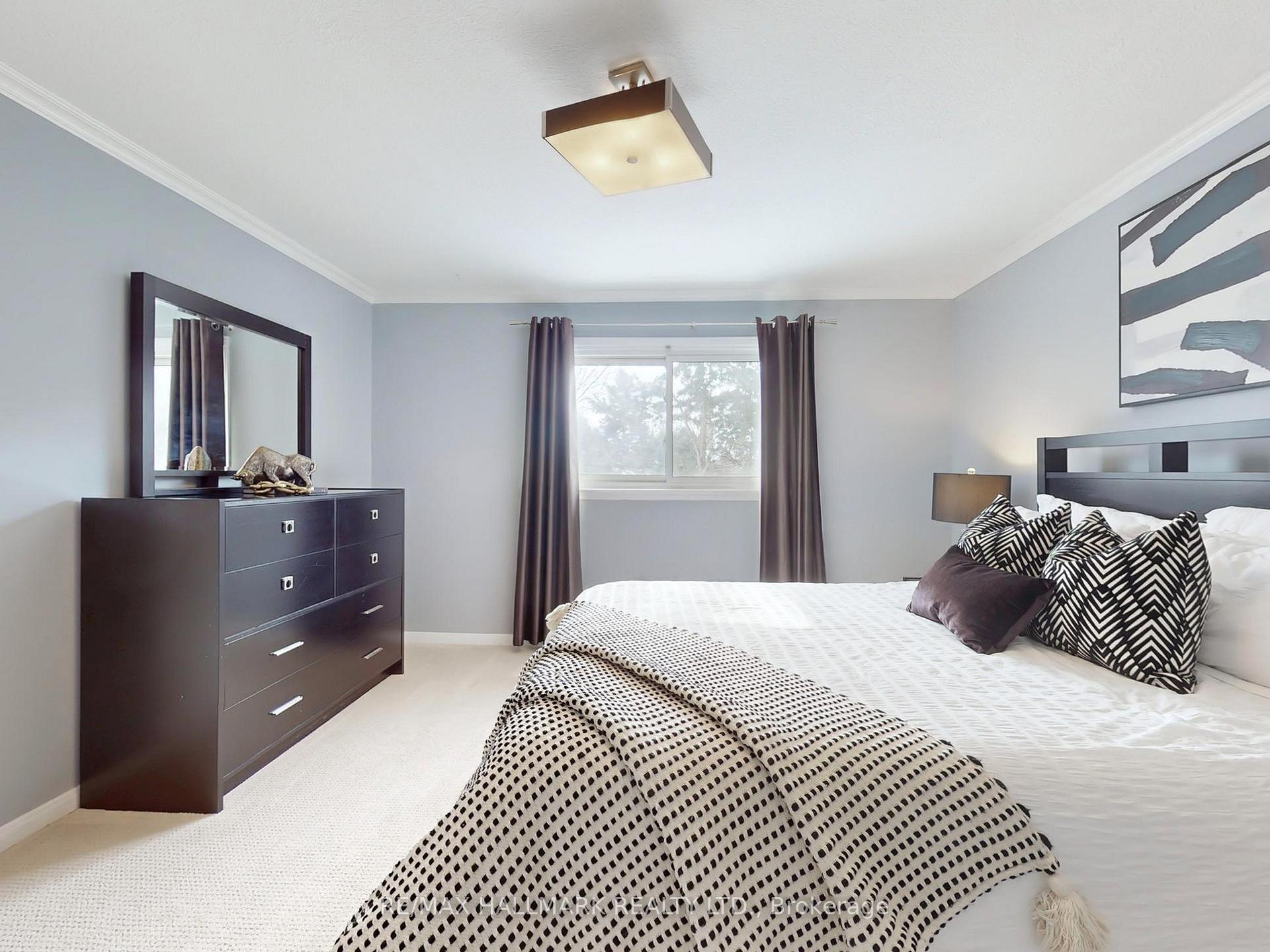 Photo 30 of 29 Briarwood Road, Markham, Unionville — HOMEH