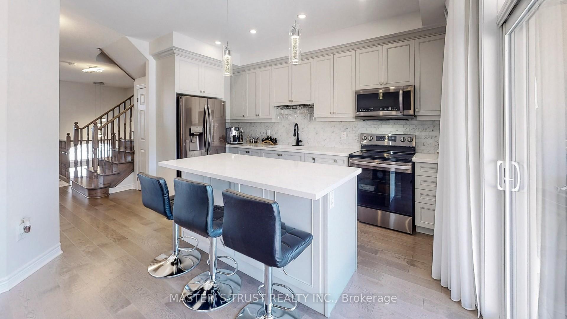 Photo 9 of 62 Campobello Street, Vaughan, Patterson — HOMEH