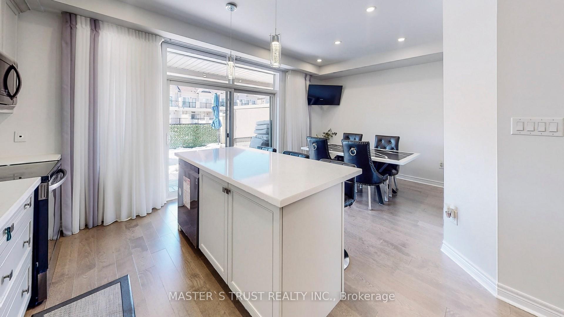 Photo 10 of 62 Campobello Street, Vaughan, Patterson — HOMEH