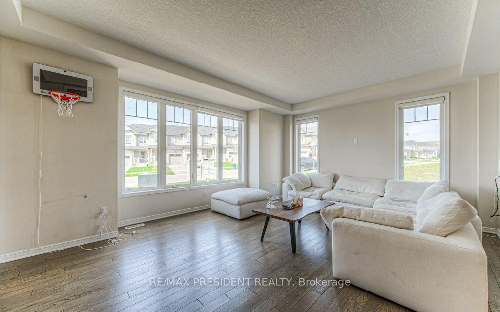 Photo 12 of 65 Tilbury Street, Woolwich, Breslau — HOMEH