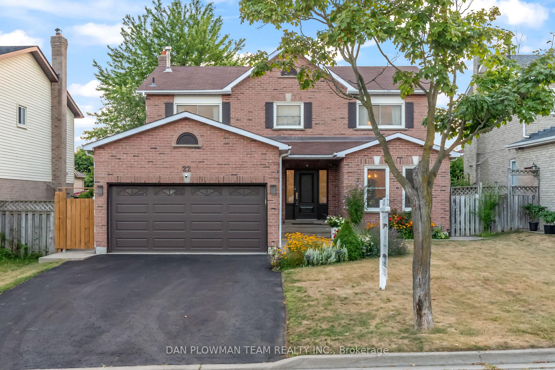 Front of 22 Elmeroy Court