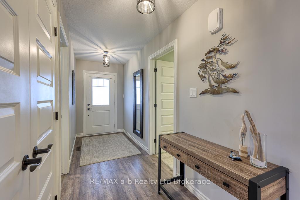 Photo 5 of 60 James Street, Zorra, Embro — HOMEH