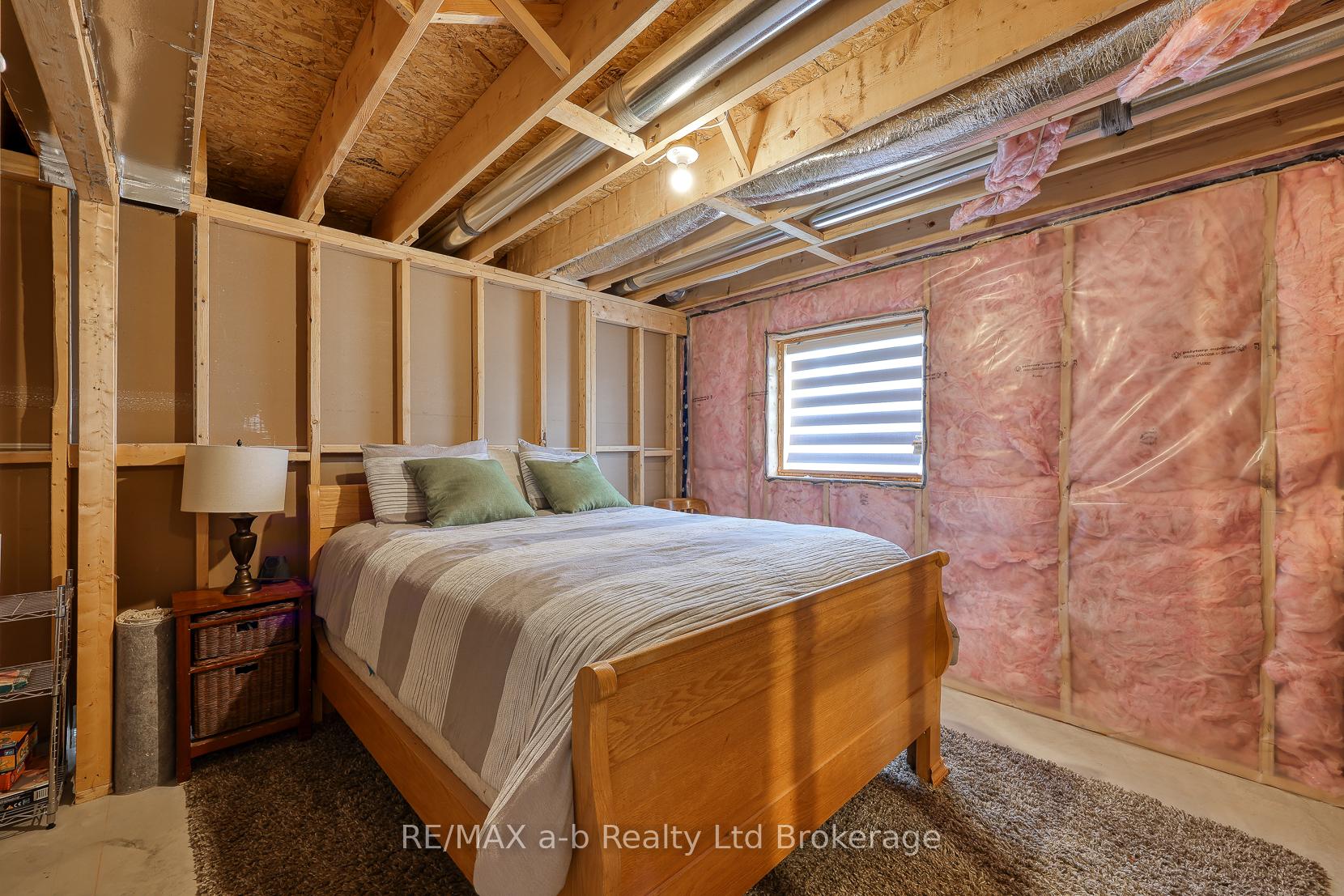 Photo 35 of 60 James Street, Zorra, Embro — HOMEH