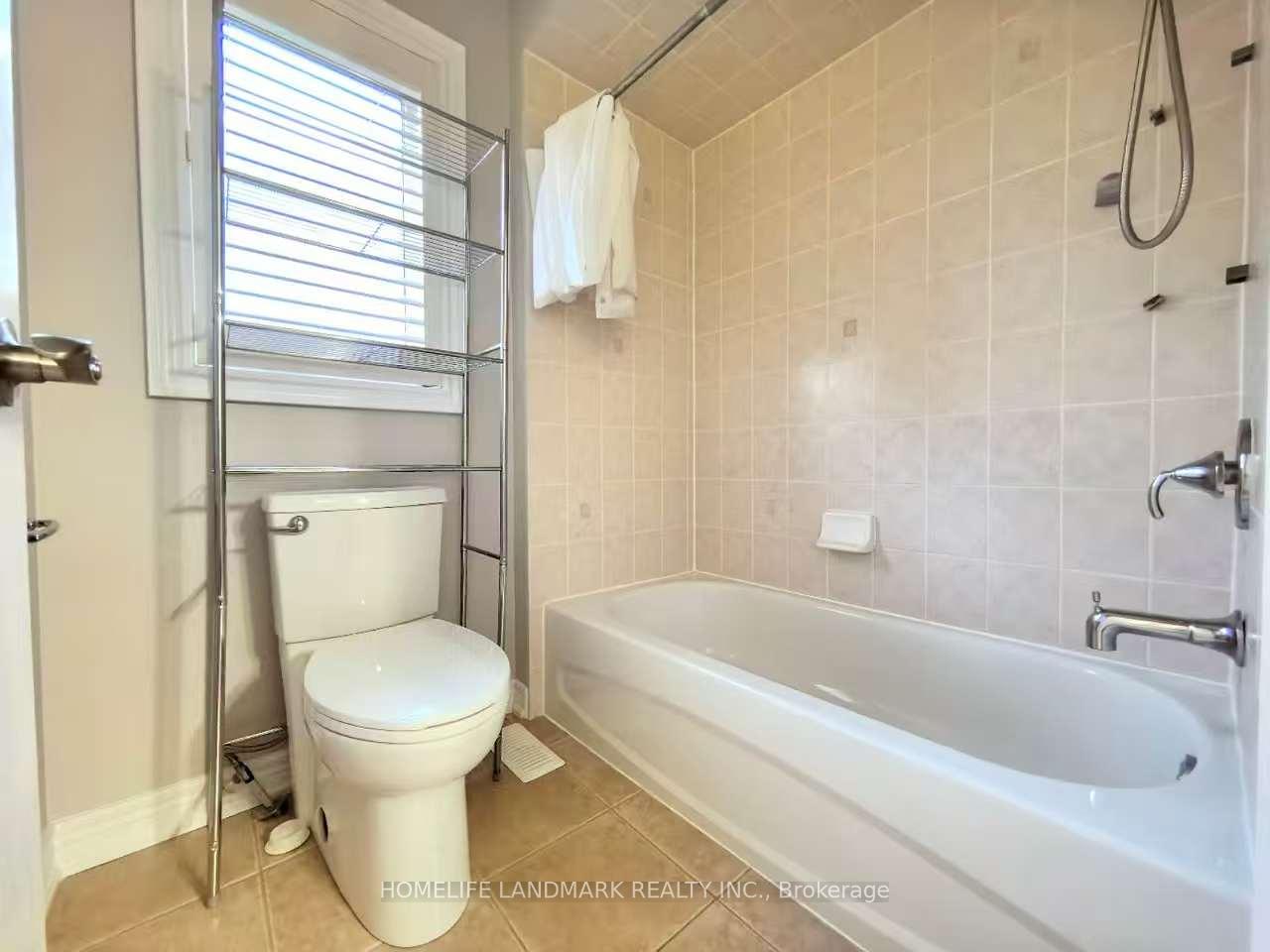 Photo 15 of 167 Valley Vista Drive, Vaughan, Patterson — HOMEH