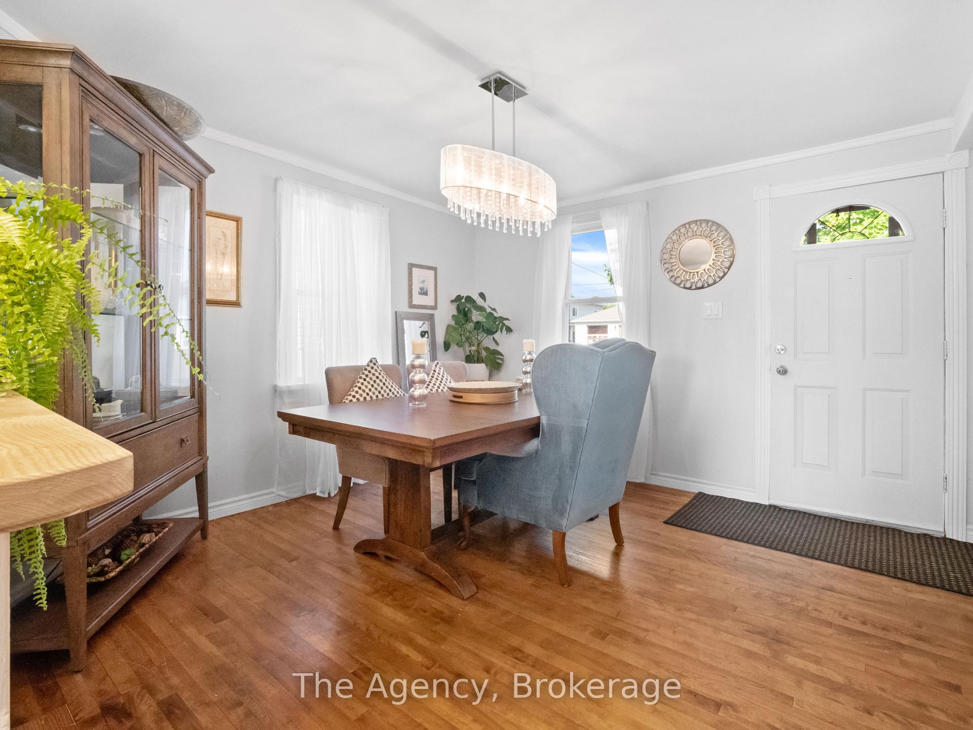 Photo 5 of 36 Afton Avenue, Welland, Lincoln/Crowland — HOMEH