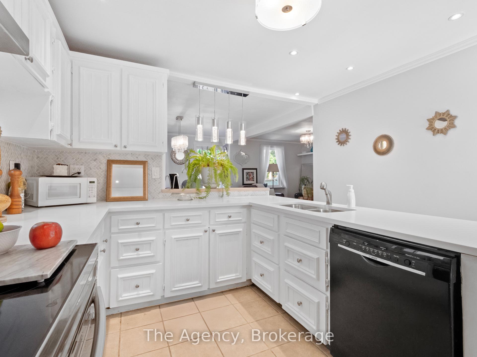 Photo 15 of 36 Afton Avenue, Welland, Lincoln/Crowland — HOMEH