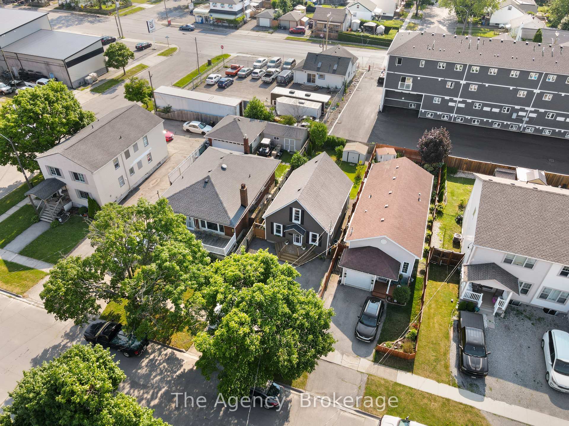 Photo 31 of 36 Afton Avenue, Welland, Lincoln/Crowland — HOMEH