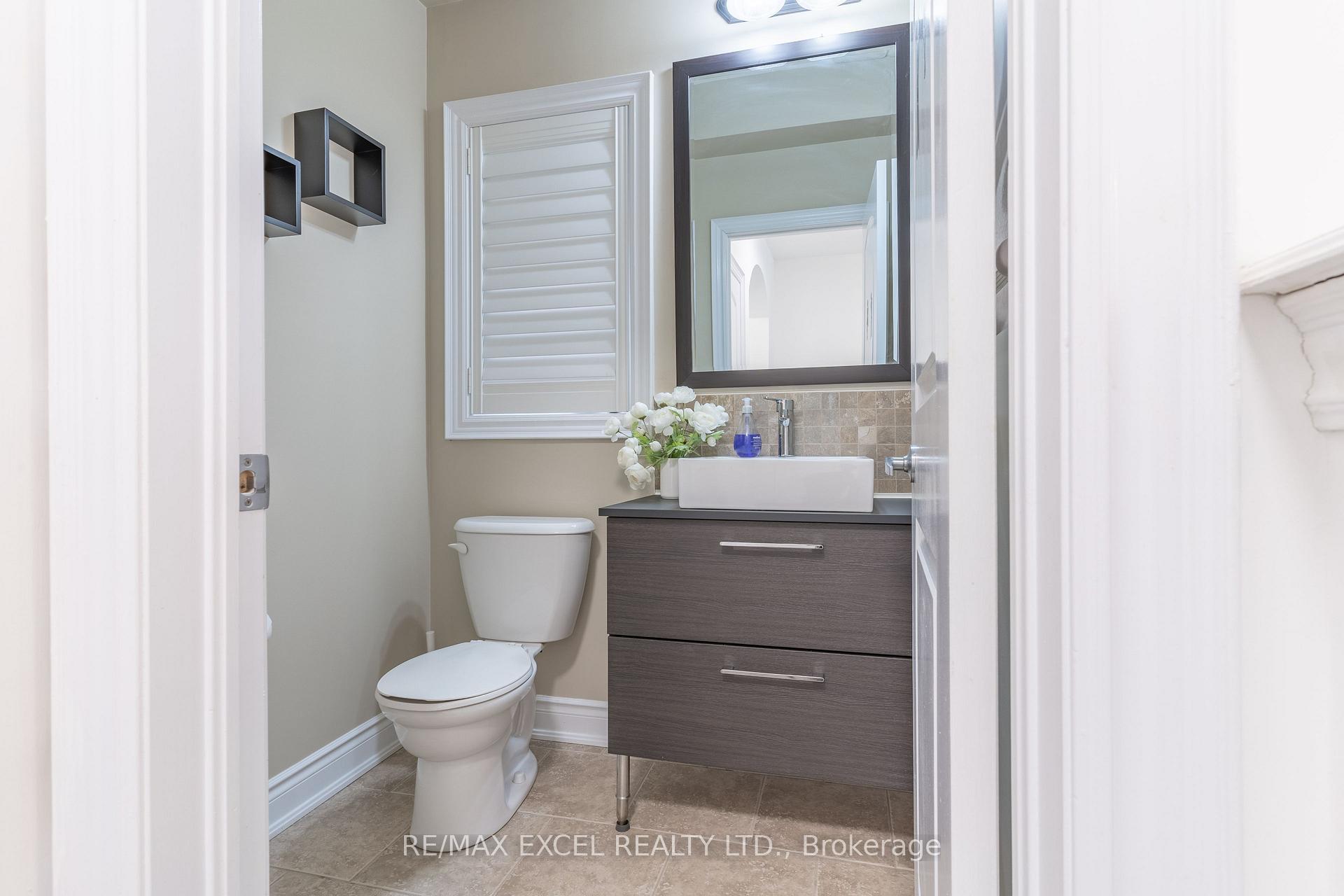 Photo 18 of 13 Sisina Avenue, Markham, Cathedraltown — HOMEH