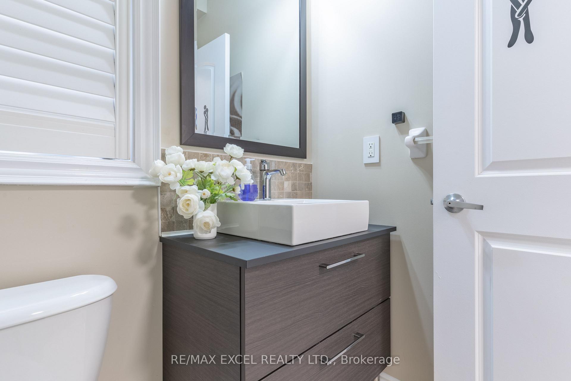 Photo 19 of 13 Sisina Avenue, Markham, Cathedraltown — HOMEH
