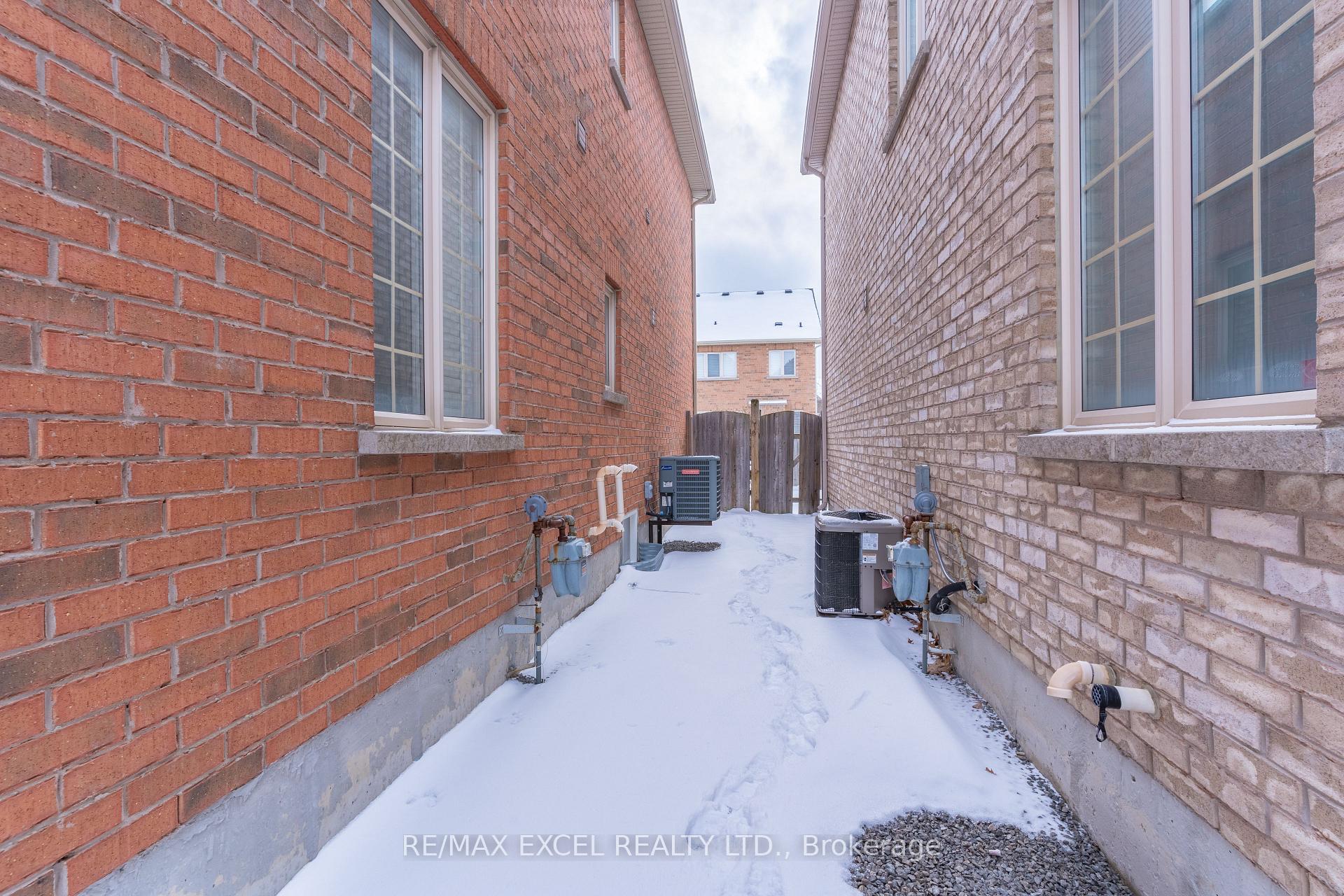Photo 45 of 13 Sisina Avenue, Markham, Cathedraltown — HOMEH
