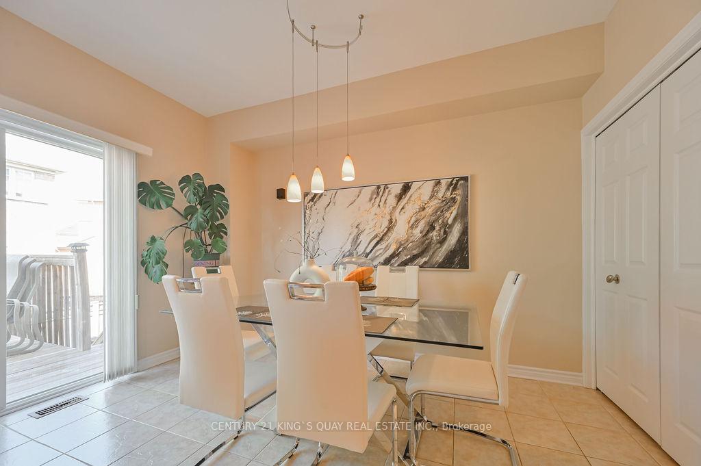 Photo 10 of 83 Daniel Reaman Crescent, Vaughan, Patterson — HOMEH