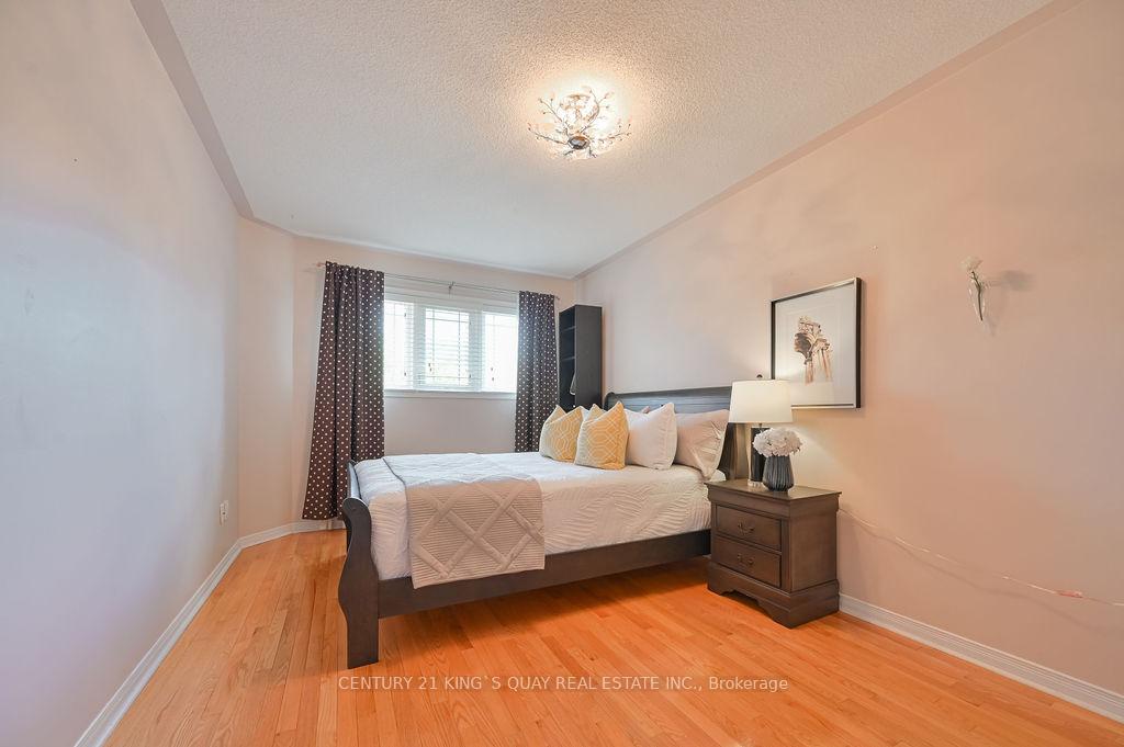 Photo 23 of 83 Daniel Reaman Crescent, Vaughan, Patterson — HOMEH