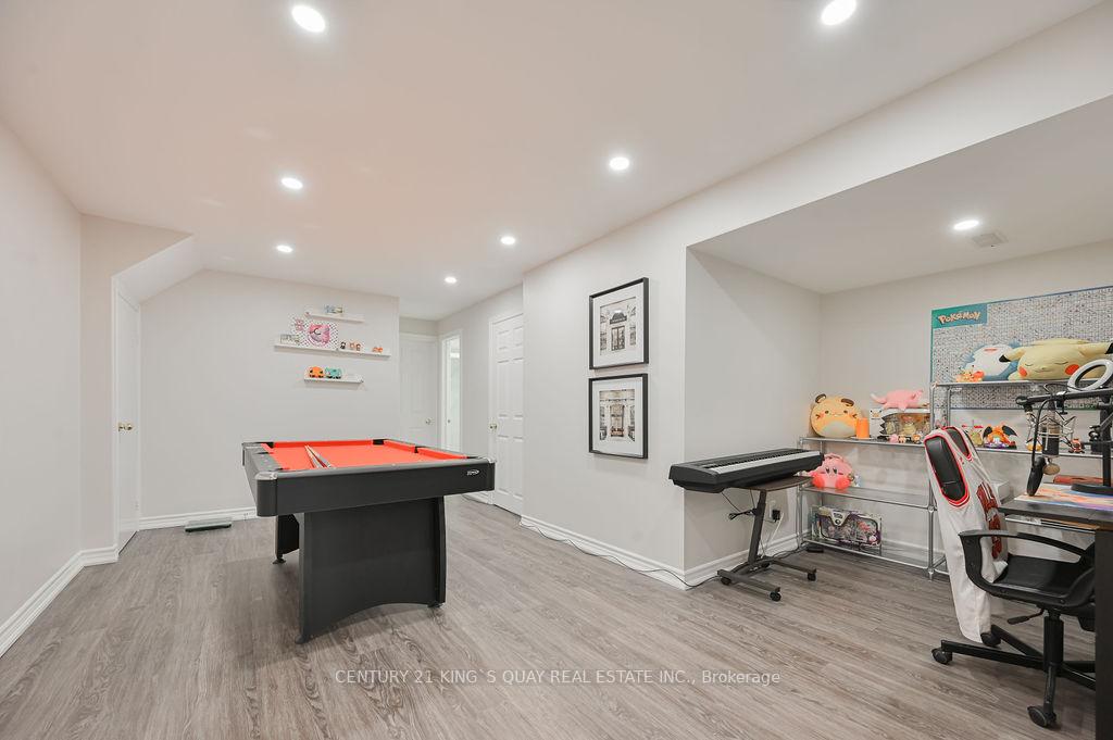 Photo 30 of 83 Daniel Reaman Crescent, Vaughan, Patterson — HOMEH