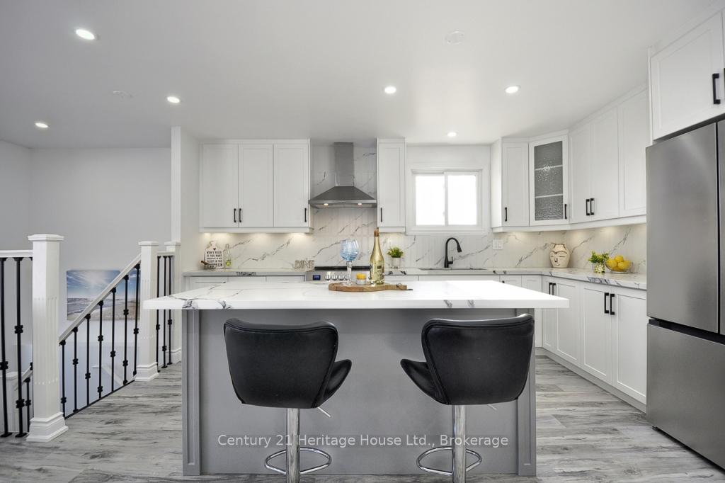 Photo 8 of Unit A, 244 Northlake Drive, Waterloo — HOMEH