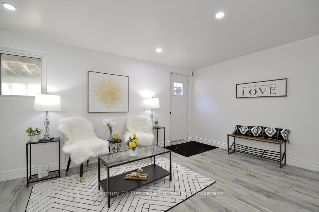 Photo 25 of Unit A, 244 Northlake Drive, Waterloo — HOMEH