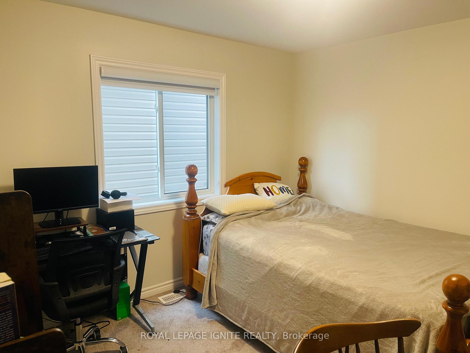 Photo 8 of 76 Riverstone Way, Belleville, Thurlow Ward — HOMEH