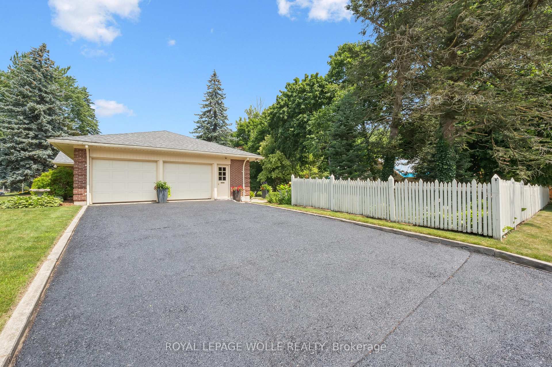 Photo 4 of 15 Meadowlark Road, Woolwich — HOMEH