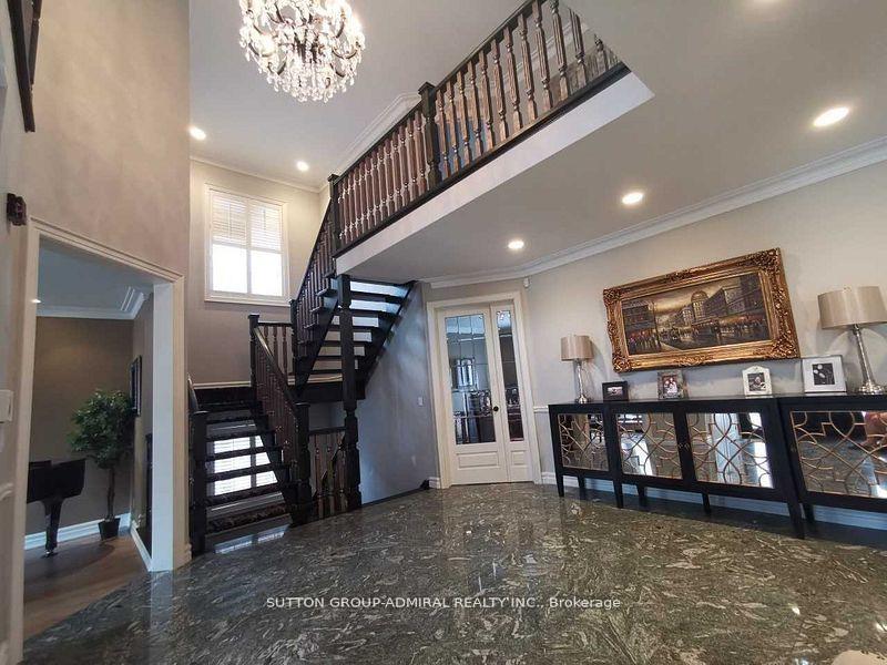 Photo 11 of 46 Humberview Drive, Vaughan, Islington Woods — HOMEH