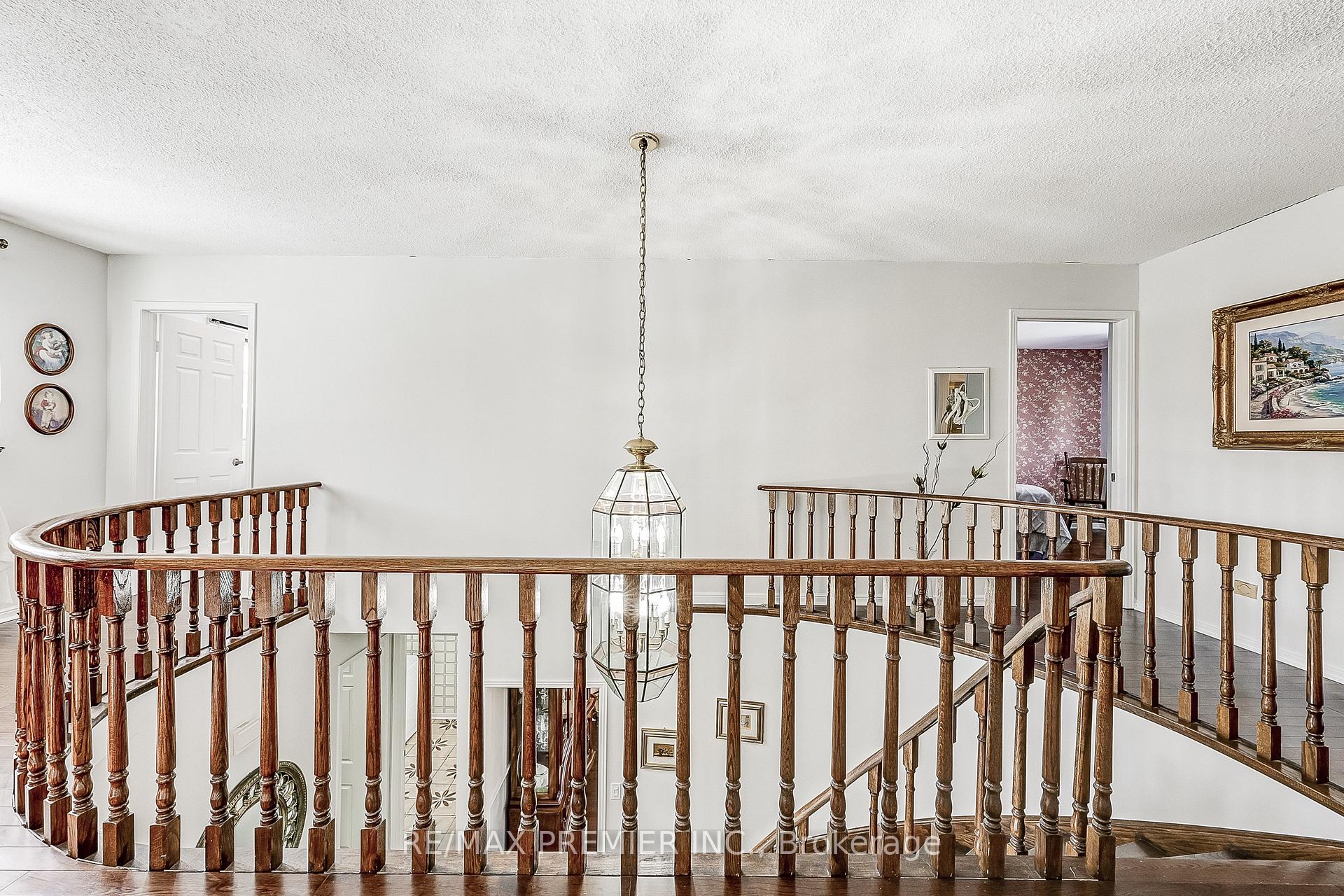 Photo 22 of 22 Whiteoak Court, Markham, Sherwood-Amberglen — HOMEH