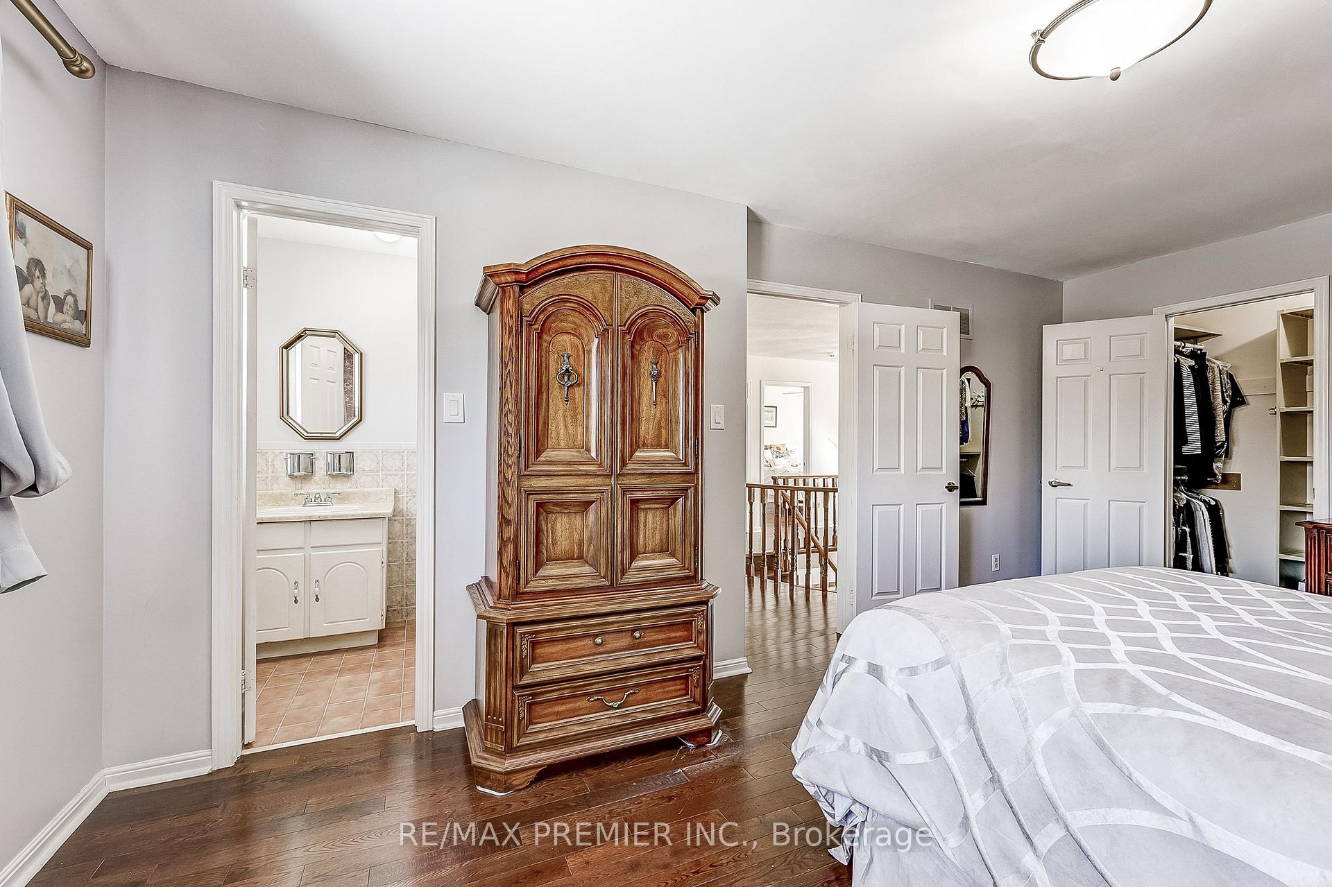 Photo 27 of 22 Whiteoak Court, Markham, Sherwood-Amberglen — HOMEH