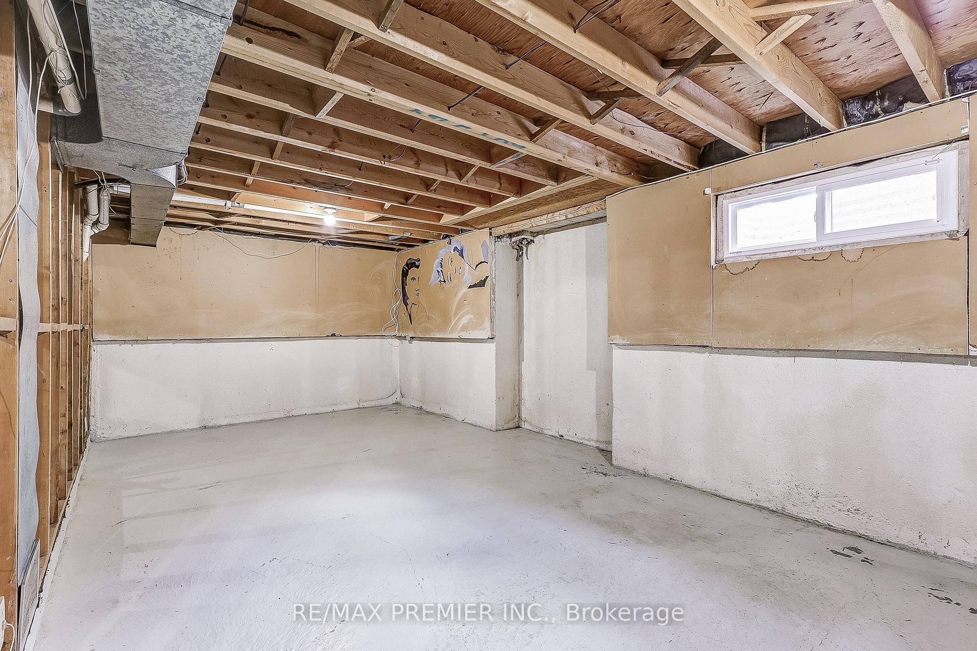 Photo 35 of 22 Whiteoak Court, Markham, Sherwood-Amberglen — HOMEH