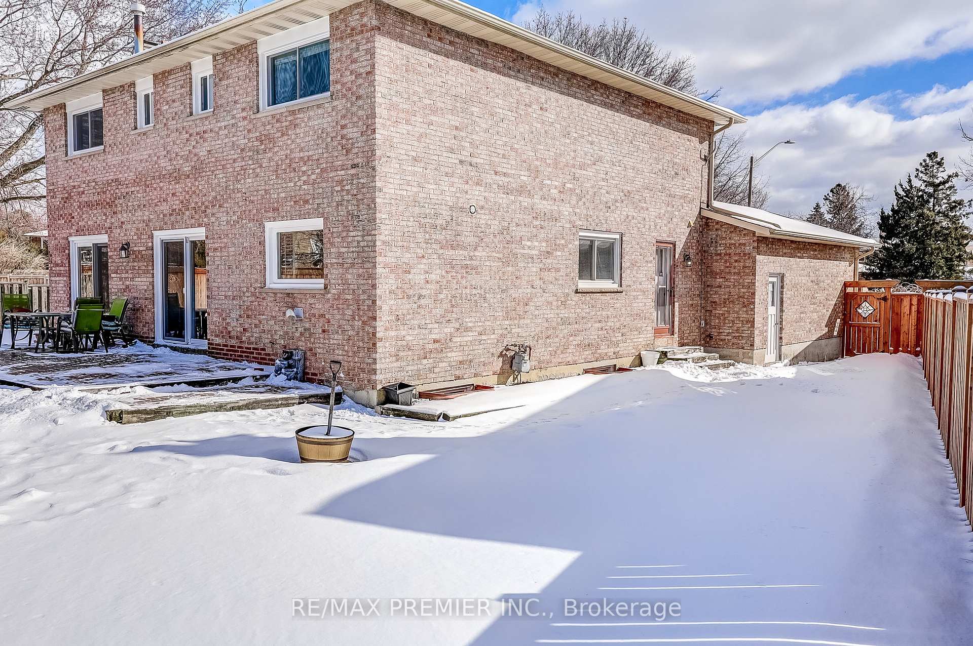 Photo 41 of 22 Whiteoak Court, Markham, Sherwood-Amberglen — HOMEH
