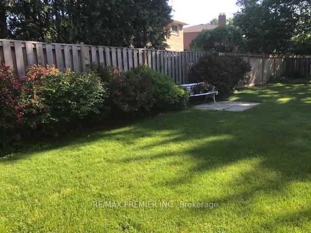 Photo 47 of 22 Whiteoak Court, Markham, Sherwood-Amberglen — HOMEH