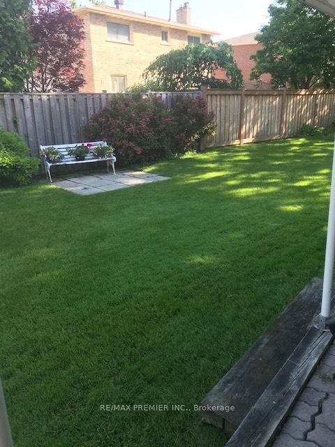 Photo 49 of 22 Whiteoak Court, Markham, Sherwood-Amberglen — HOMEH