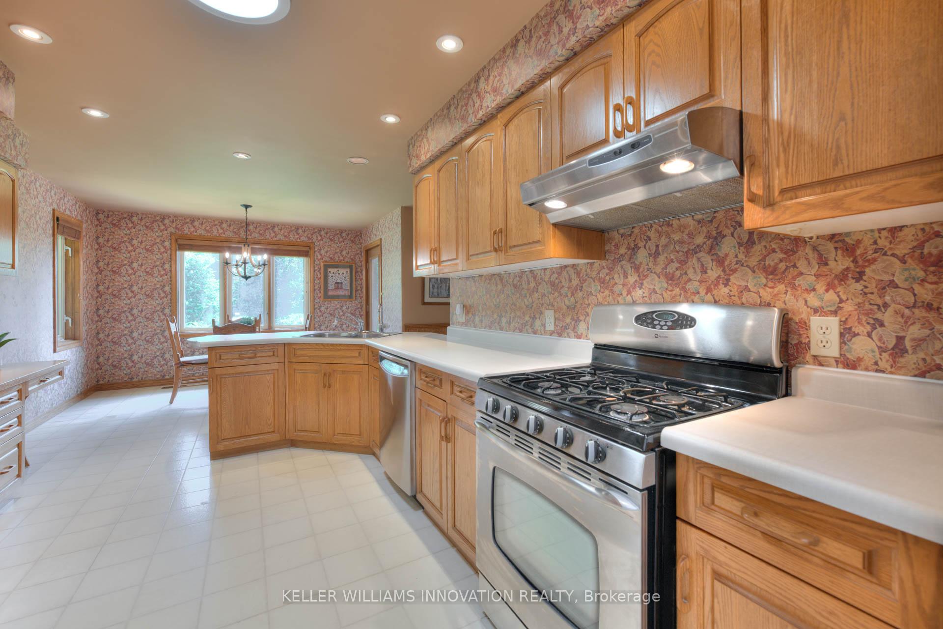 Photo 13 of 189 Golf Course Road, Woolwich — HOMEH