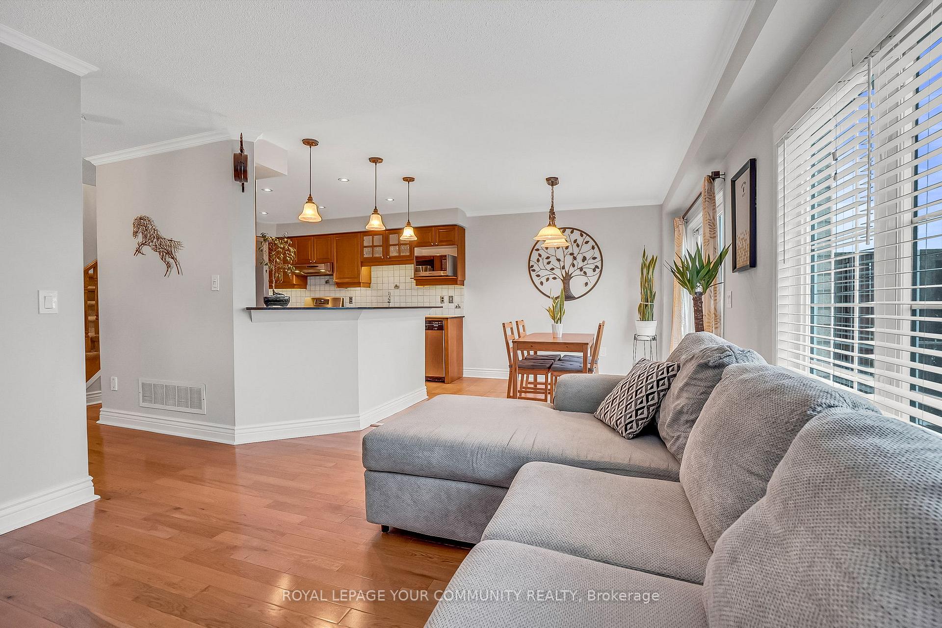 Photo 11 of 70 Millcliff Circle, Aurora, Aurora Grove — HOMEH