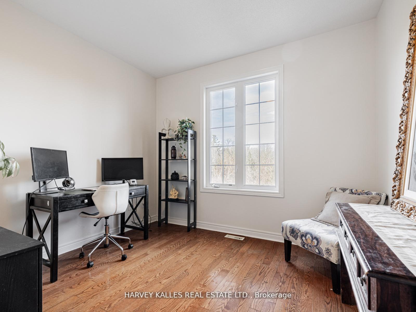 Photo 8 of 41 William Bowes Boulevard, Vaughan, Patterson — HOMEH