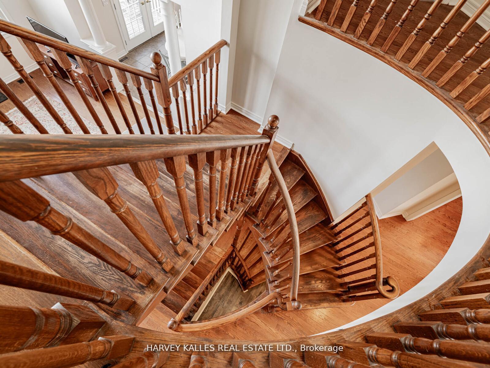 Photo 17 of 41 William Bowes Boulevard, Vaughan, Patterson — HOMEH