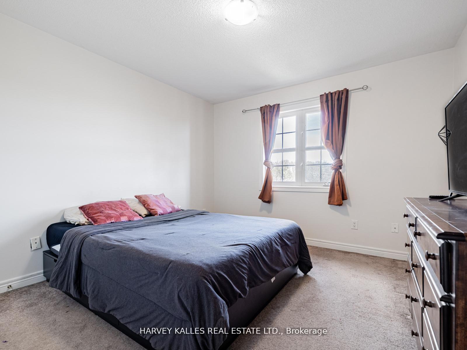 Photo 21 of 41 William Bowes Boulevard, Vaughan, Patterson — HOMEH