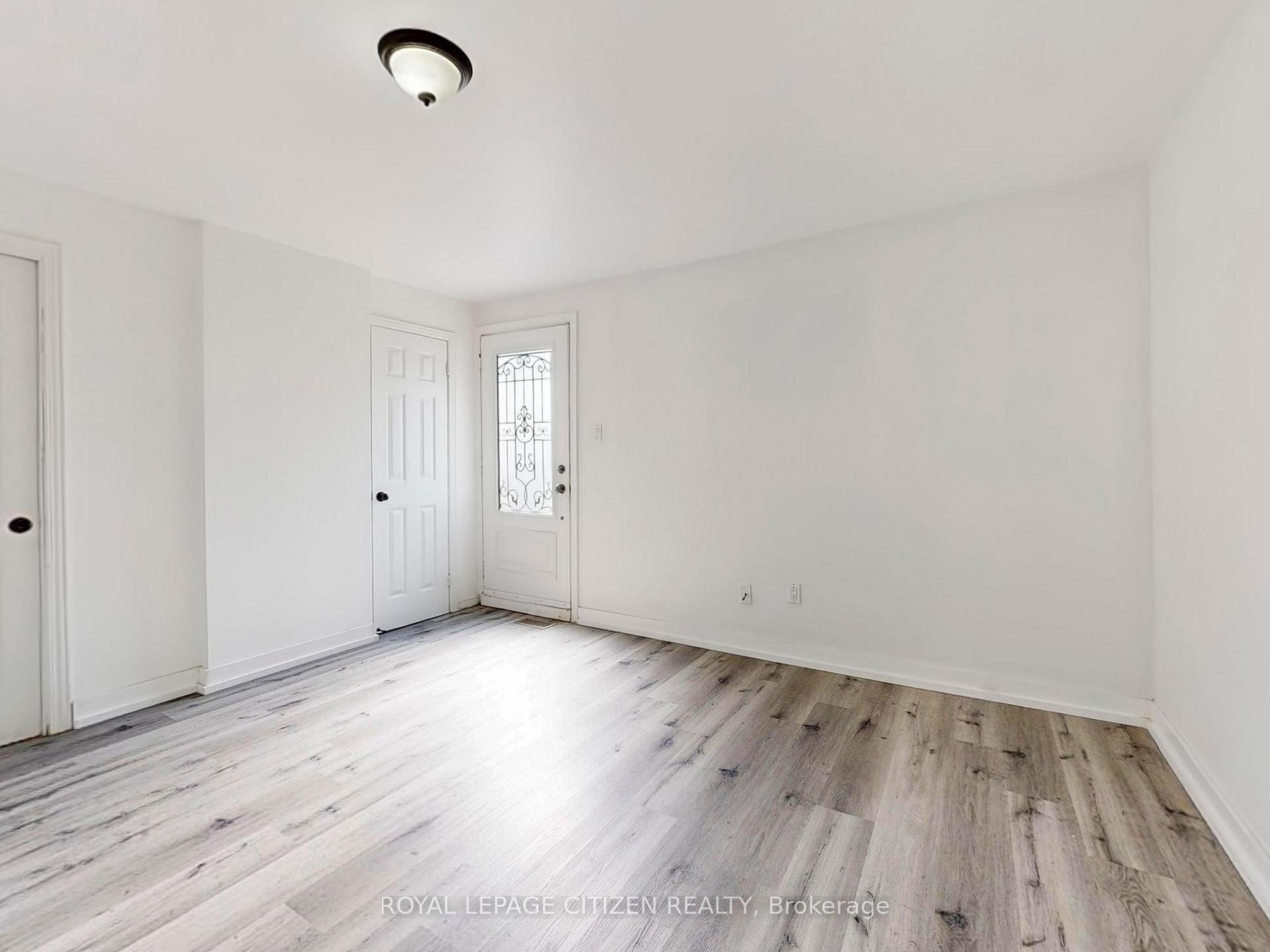 Photo 1 of 10084 Keele Street, Vaughan, Maple — HOMEH
