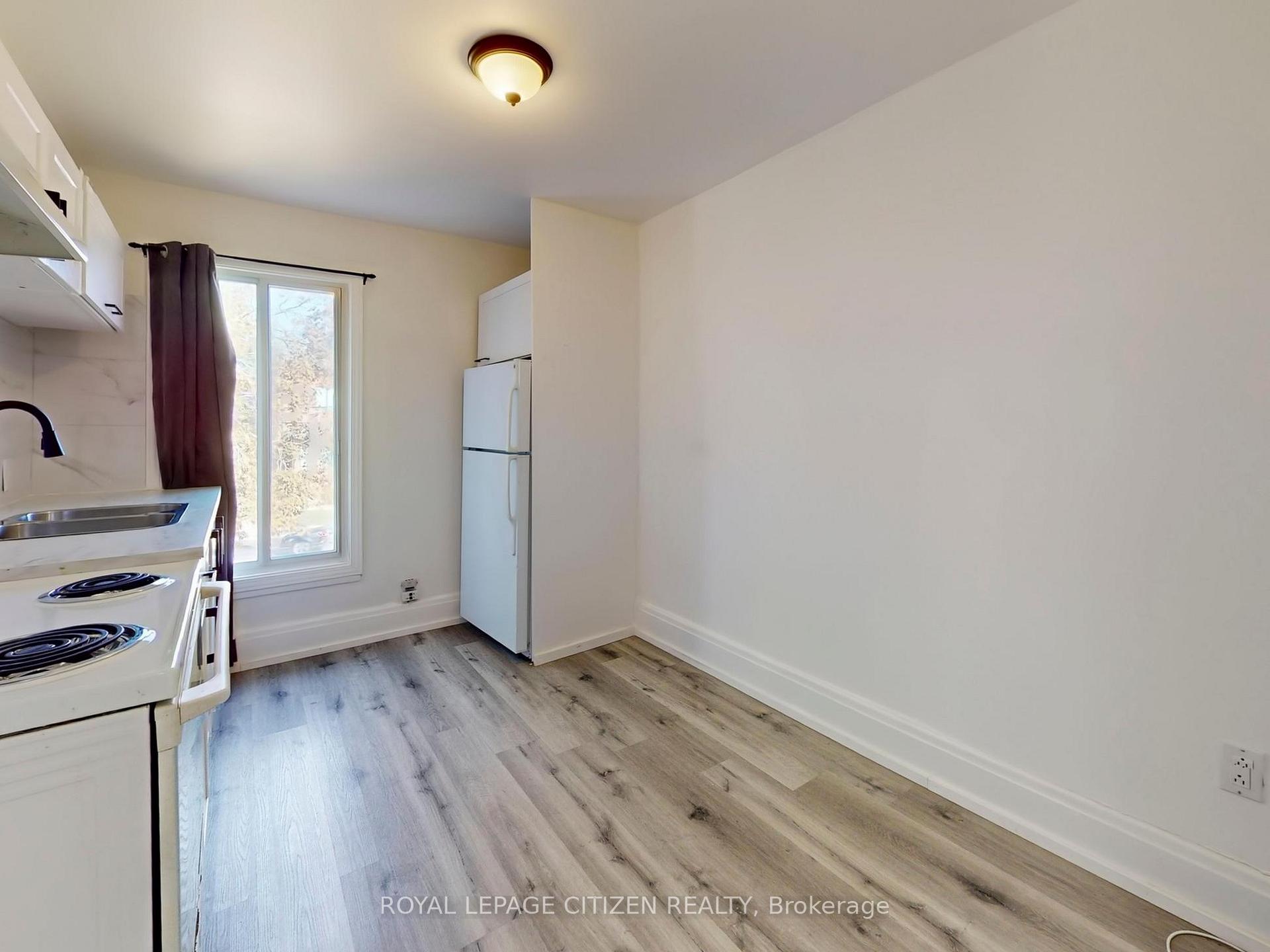Photo 6 of 10084 Keele Street, Vaughan, Maple — HOMEH