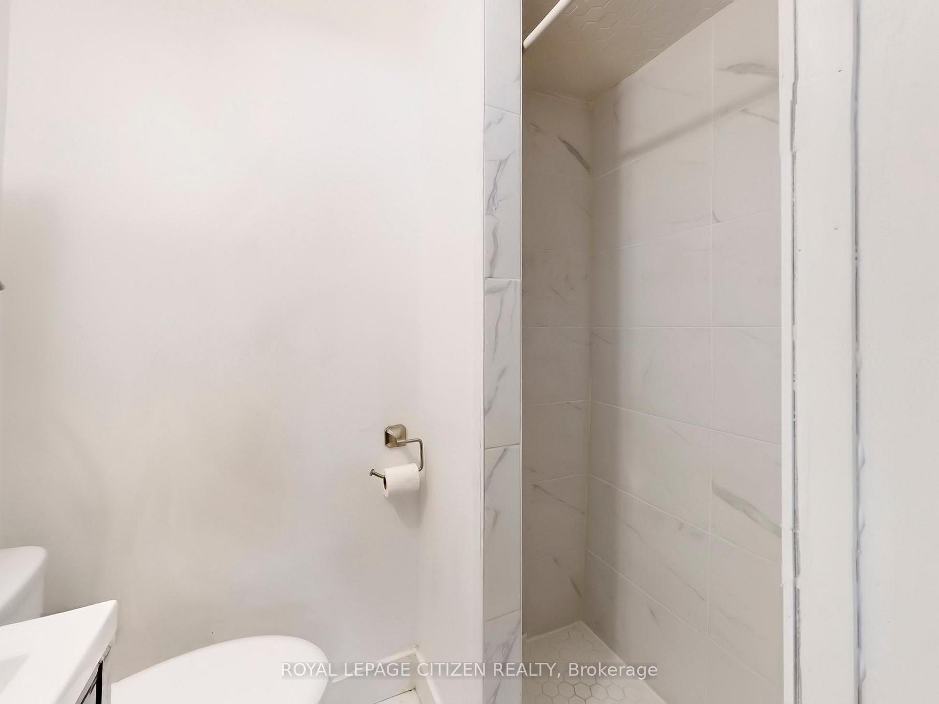 Photo 9 of 10084 Keele Street, Vaughan, Maple — HOMEH