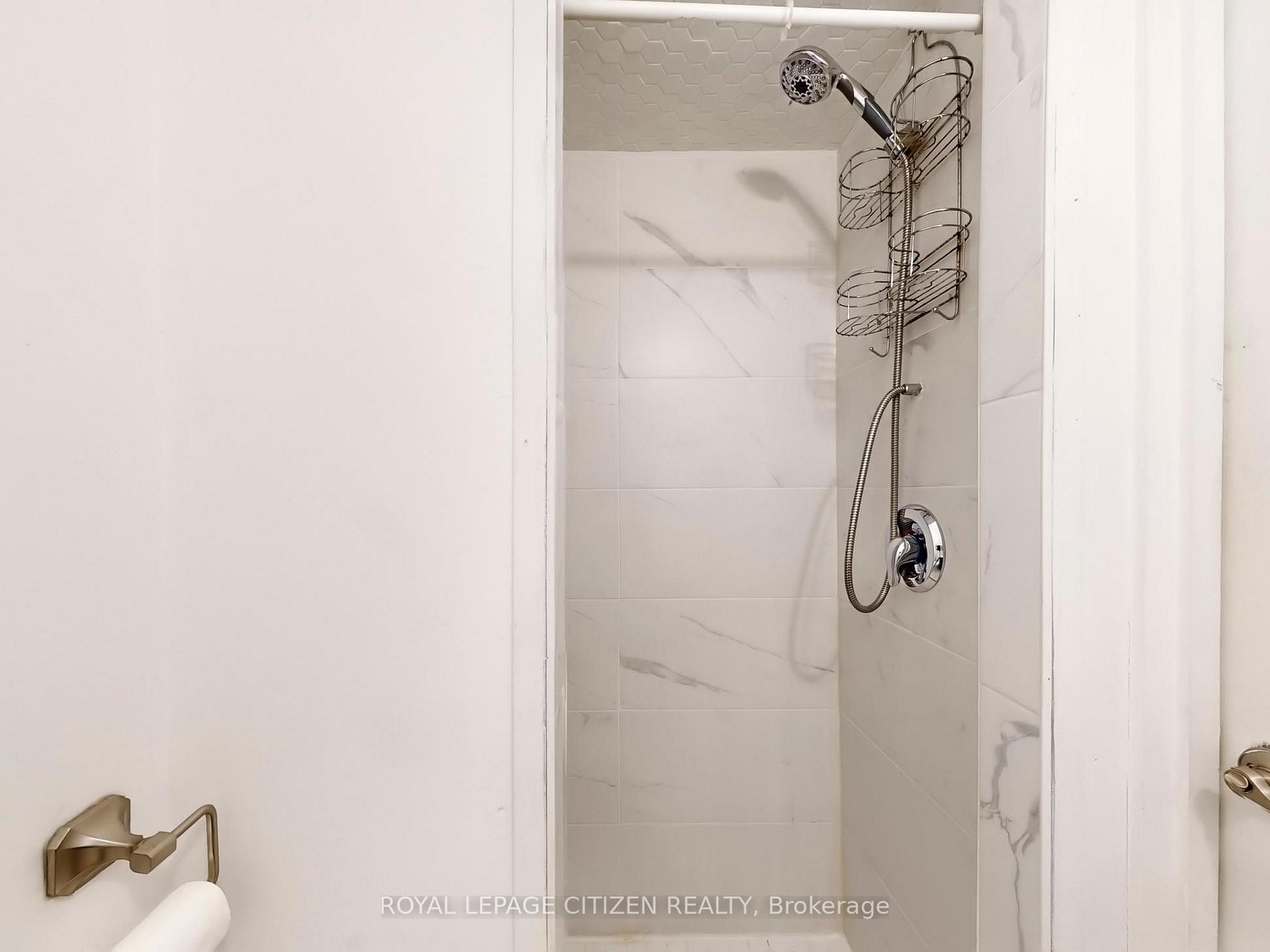 Photo 10 of 10084 Keele Street, Vaughan, Maple — HOMEH