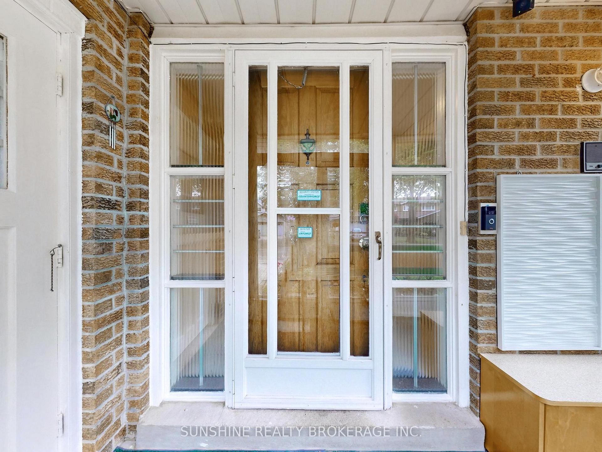 Photo 5 of 103 Longmeadow Crescent, Markham, Milliken Mills West — HOMEH