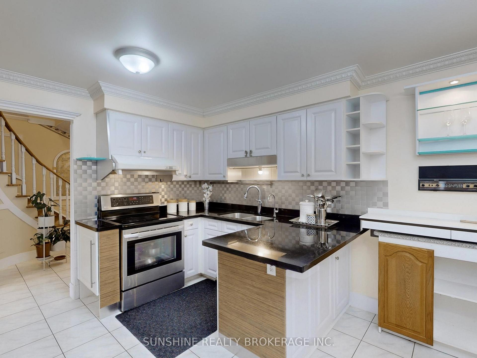 Photo 13 of 103 Longmeadow Crescent, Markham, Milliken Mills West — HOMEH