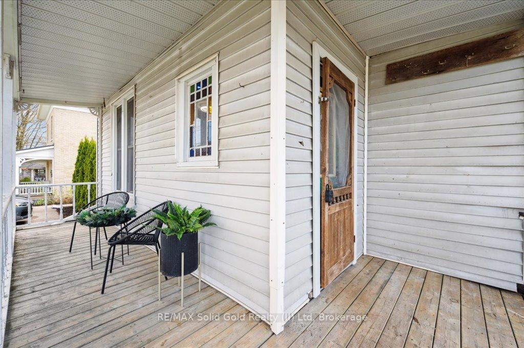 Photo 4 of 115 Argyle Street, Zorra, Embro — HOMEH
