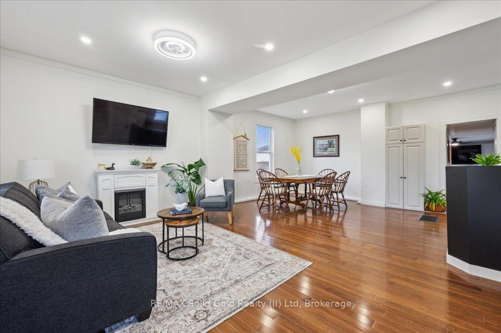 Photo 6 of 115 Argyle Street, Zorra, Embro — HOMEH