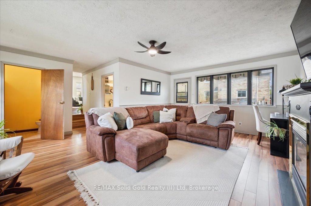 Photo 13 of 115 Argyle Street, Zorra, Embro — HOMEH