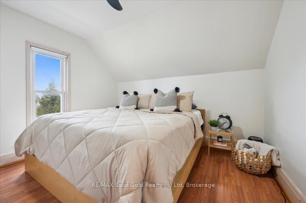 Photo 20 of 115 Argyle Street, Zorra, Embro — HOMEH