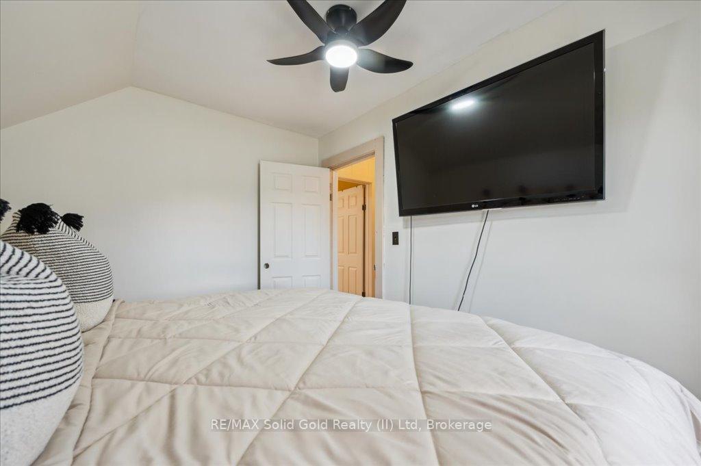 Photo 21 of 115 Argyle Street, Zorra, Embro — HOMEH