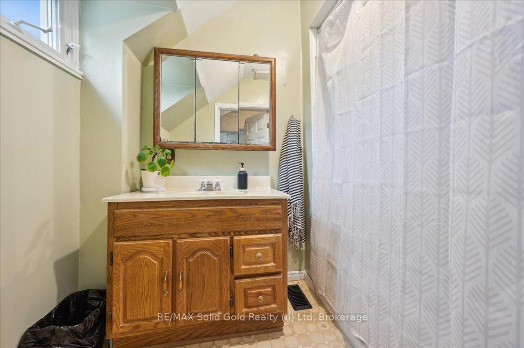 Photo 22 of 115 Argyle Street, Zorra, Embro — HOMEH