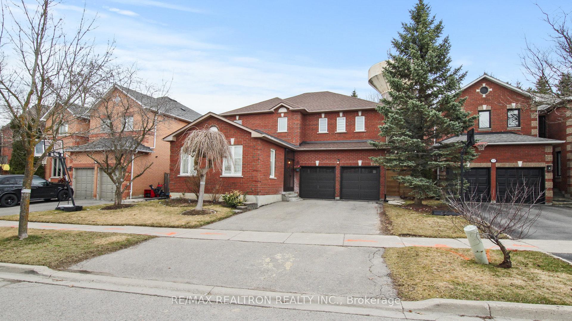 Front of 160 Carlyle Crescent
